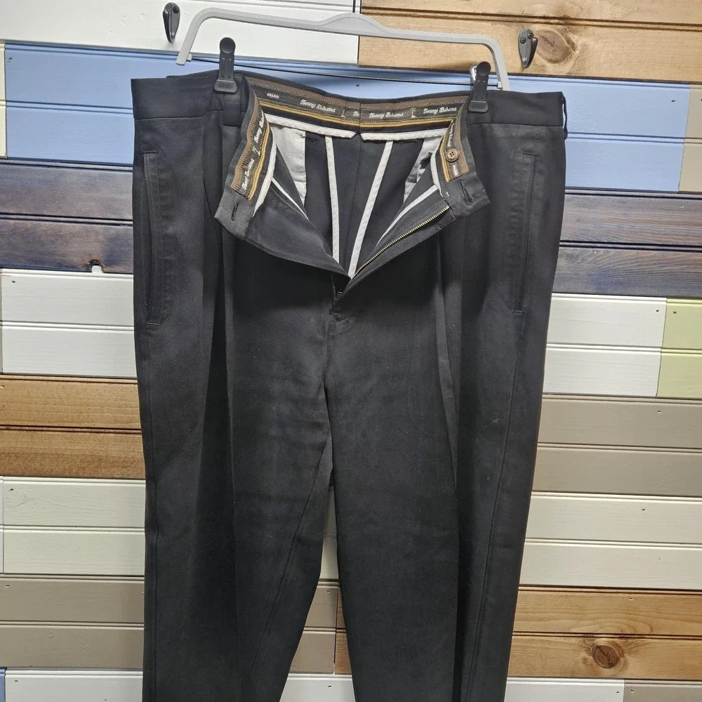 Tommy Bahama Pants Mens 40x30 Black 100% Silk Chino Relaxed Fit Pleated Front